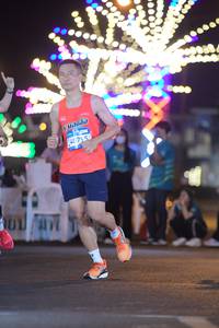 BIB: 407559, 0000
                            <button type="button" onclick="openModal(22990399)" class="btn btn-primary btn-sm float-right btn-popup" data-toggle="modal" data-target=".modal-high-quality">
                        <i class="fas fa-shopping-cart"></i> Add to Cart
                    </button>
                                            <button type="button" onclick="isThisMe(22990399, true)" class="btn btn-success btn-sm float-right btn-popup btn-isme hidden" data-toggle="tooltip" data-placement="bottom" title="นี่คือรูปของคุณใช่ไหม คลิกที่นี่เพื่อเอาเข้าอัลบั้ม">
                        <i class="fas fa-plus"></i> Add to album
                    </button>
                    <button type="button" onclick="isThisMe(22990399, false)" class="btn btn-warning btn-sm float-right btn-popup btn-isnotme hidden">
                        <i class="fas fa-ban"></i> Remove from album
                    </button>